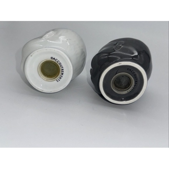 Baby Doll Head Salt & Pepper Shakers Gray White Accoutrements creepy goth decor - Picture 4 of 8